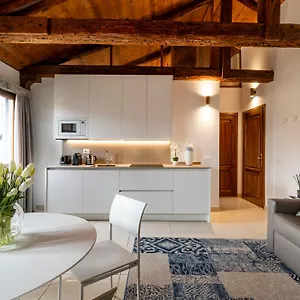 vivaldi-suites-rr.hotelslidodijesolo.com/