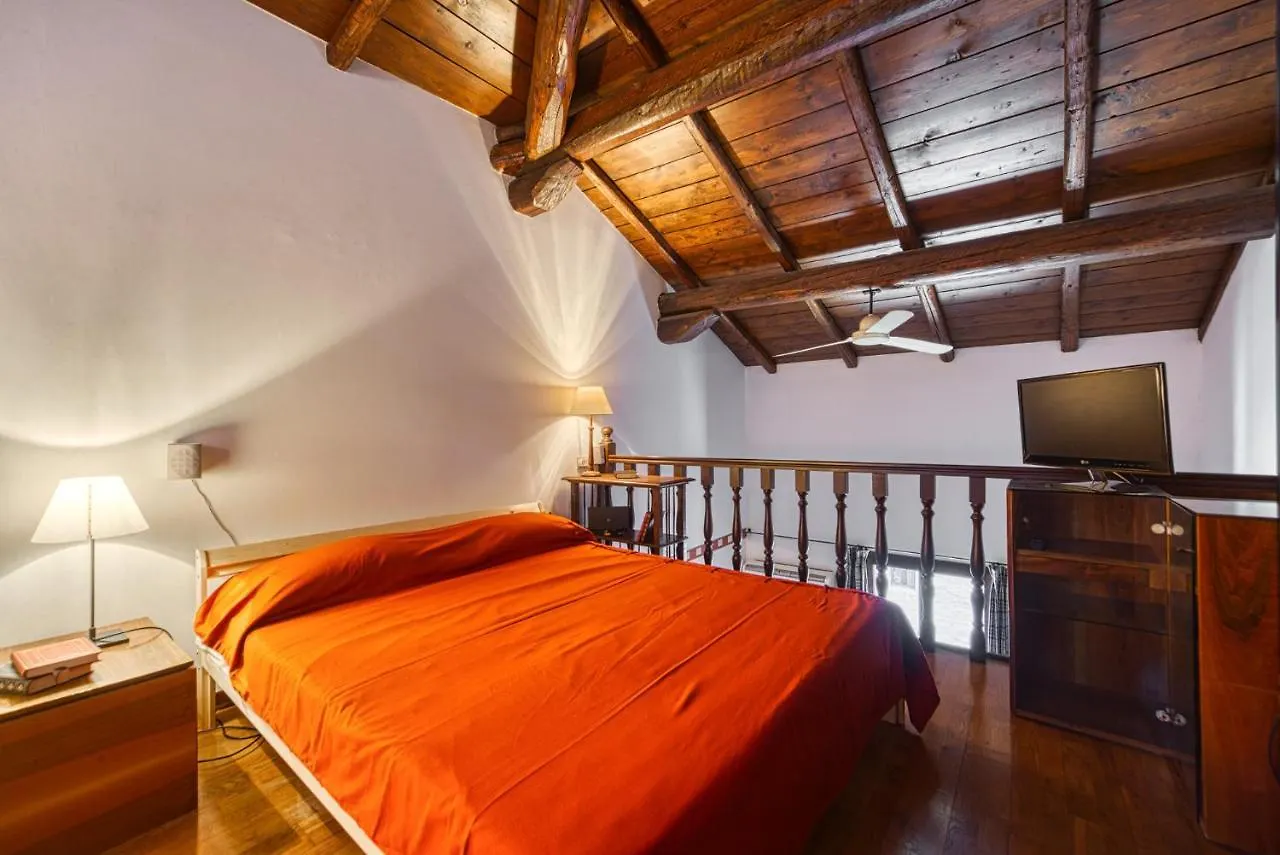 Piazza Maggiore Duplex Apartment by Wonderful Italy Bologna
