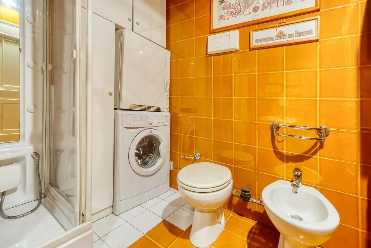 Piazza Maggiore Duplex Apartment by Wonderful Italy Bologna