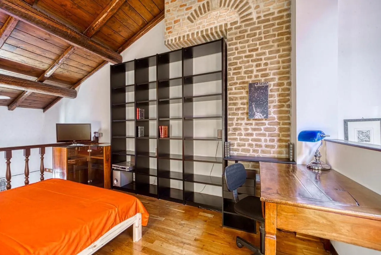 Piazza Maggiore Duplex Apartment by Wonderful Italy Bologna